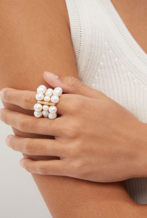 خاتم Freshwater pearl من COMPLETEDWORKS