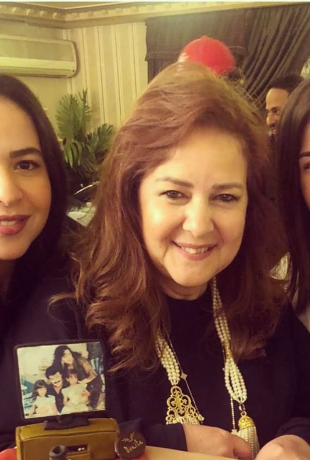 دلال عبدالعزيز