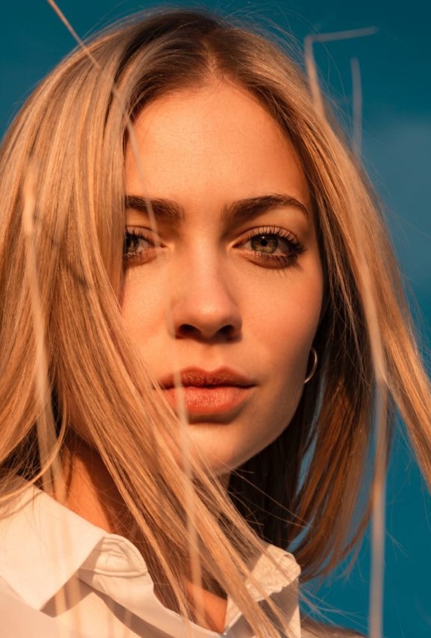 مادة وصفات طبيعية من الهيل لعلاج قشرة الشعر والتهابات فروة الرأس