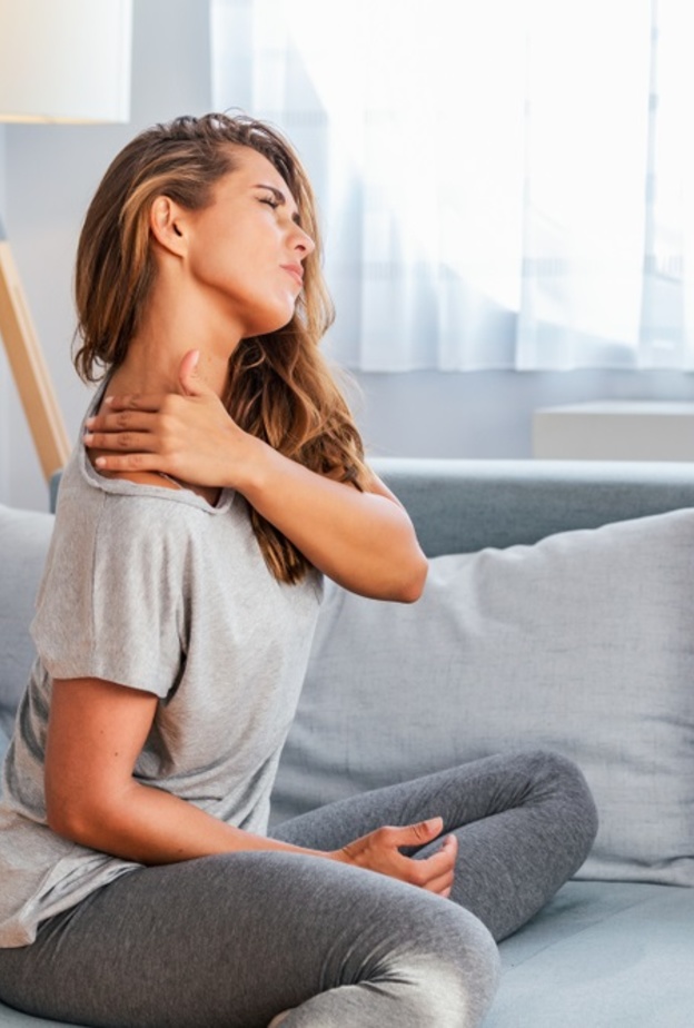 عادات يومية خاطئة تهدد صحة المفاصل والعضلات ما هي