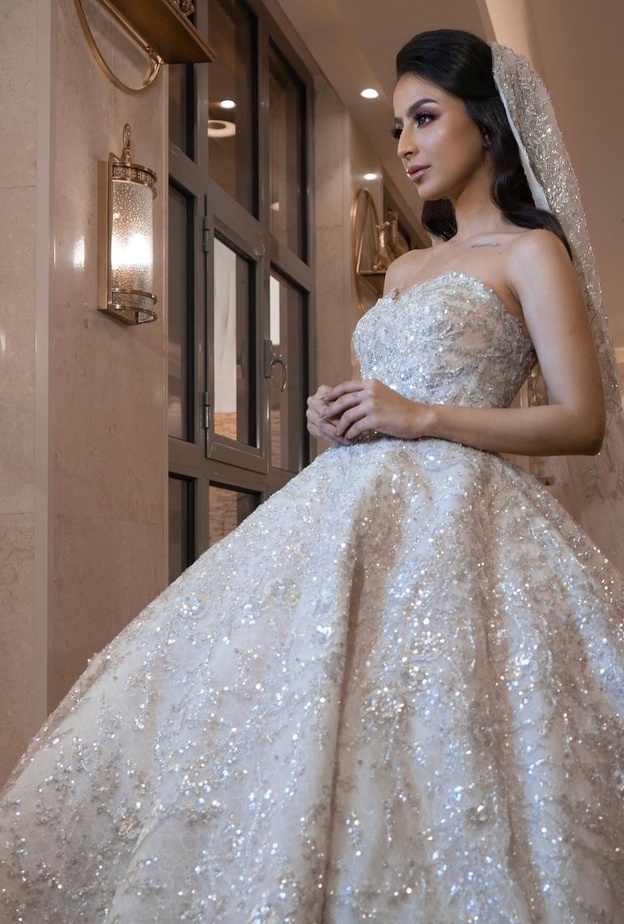 من تصوير العرايس بكاميرا المصورة السعودية فاطمة صالح