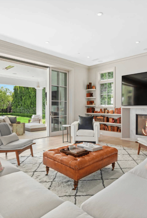 بن أفليك يعرض قصر Palisades للبيع بـ30 مليون دولار.. جولة رائعة داخله