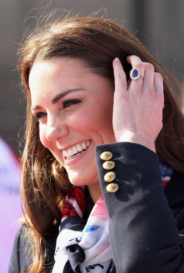 كيت ميدلتون تصل إلى اسكتلندا على متن طيران اقتصادي