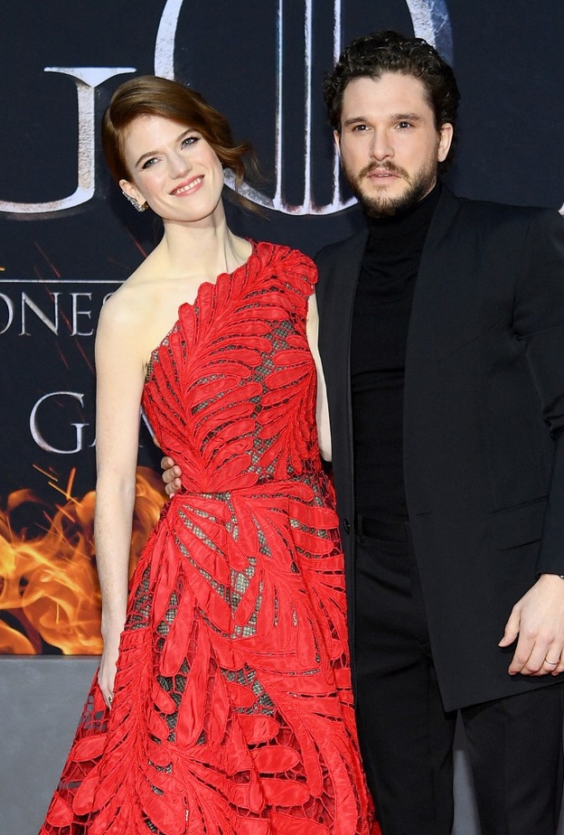 كيت هارينجتون وروز ليزلي