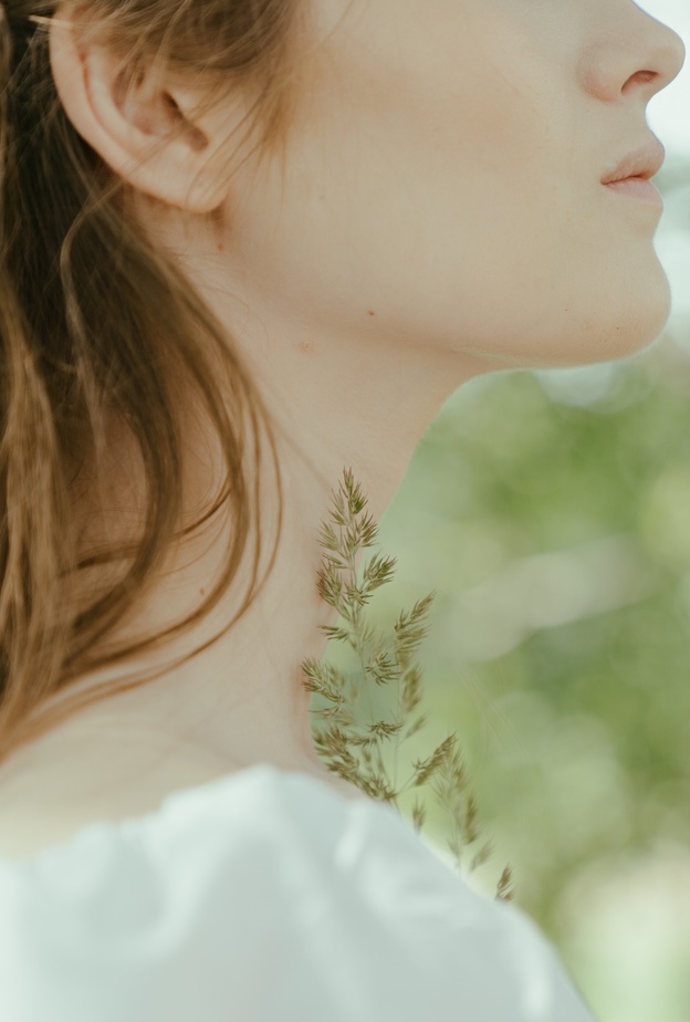 عملية إزالة الذقن المزدوج متى تظهر نتائجها واهم المعلومات عنها