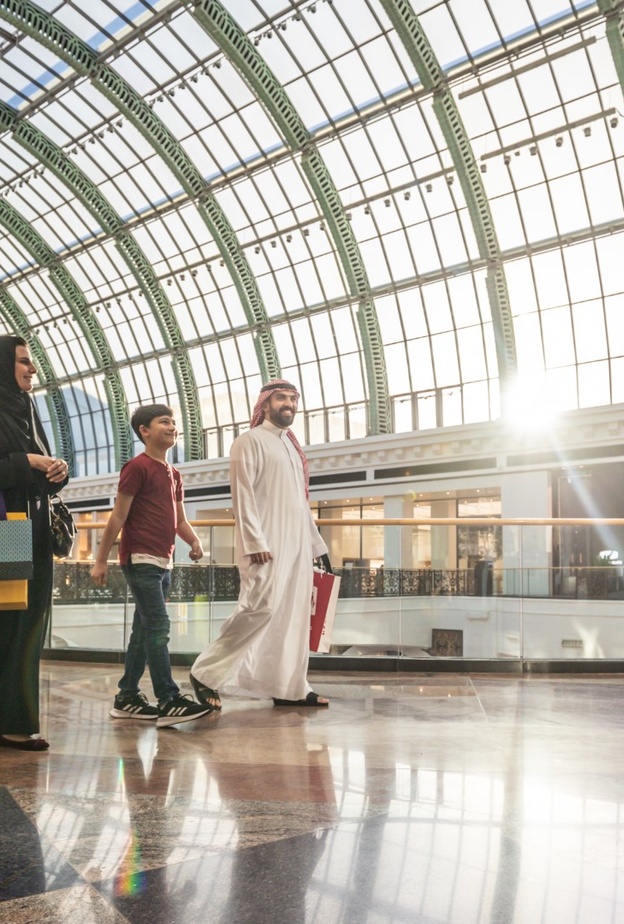 مفاجآت صيف دبي تتواصل.. عروض ترفيهية حية وتجارب ممتعة للكبار والصغار