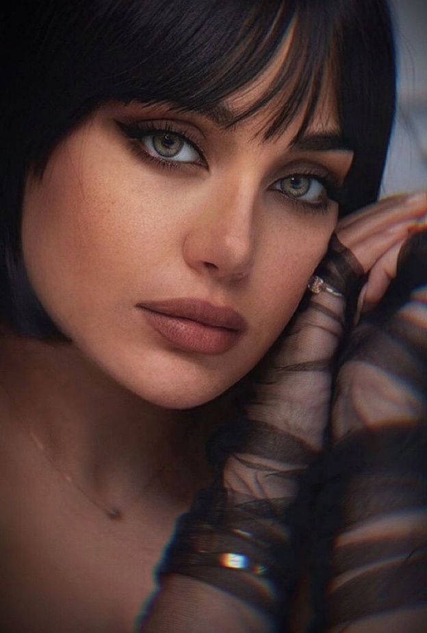 تسريحات وألوان شعر استوحيها بالخطوات من ابنة هيفاء وهبي بعد افتتاحها عيادة تجميل