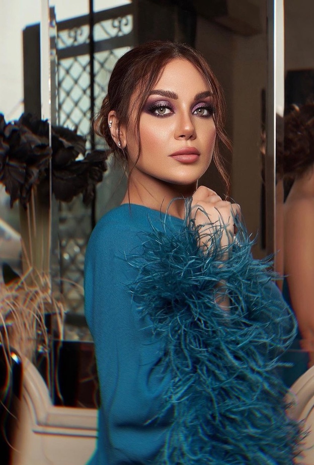 ابنة هيفاء وهبي تفتتح عيادة.