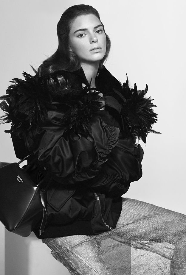 اكتشفي أبرز حملات الموضة الاعلانية لموسم خريف وشتاء 2022