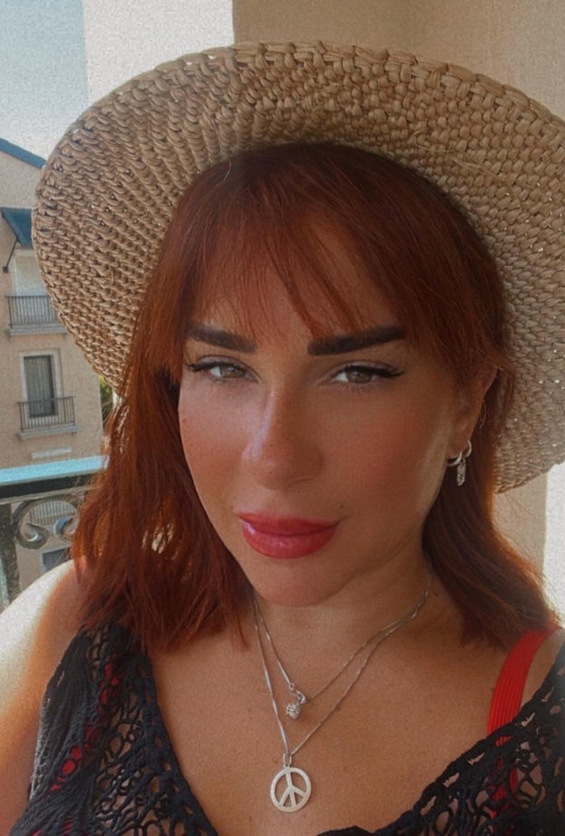 أسما شريف منير بـ نيو لوك الشعر الأحمر..إليك أهم النصائح لإعتماد هذا اللون