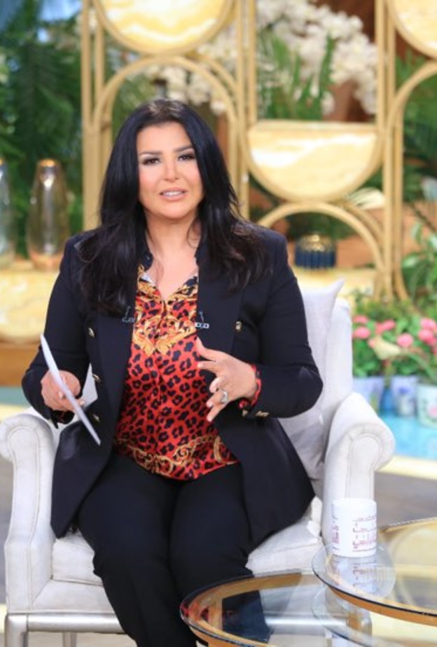 الإعلامية منى الشاذلي