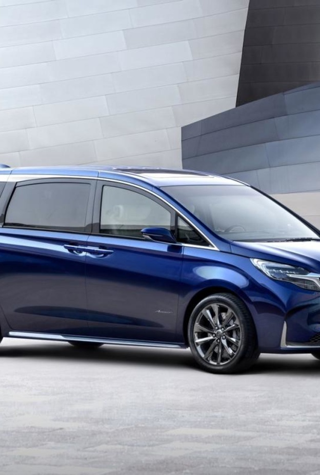 Buick GL8 أبرز السيارت العائلية الفارهة