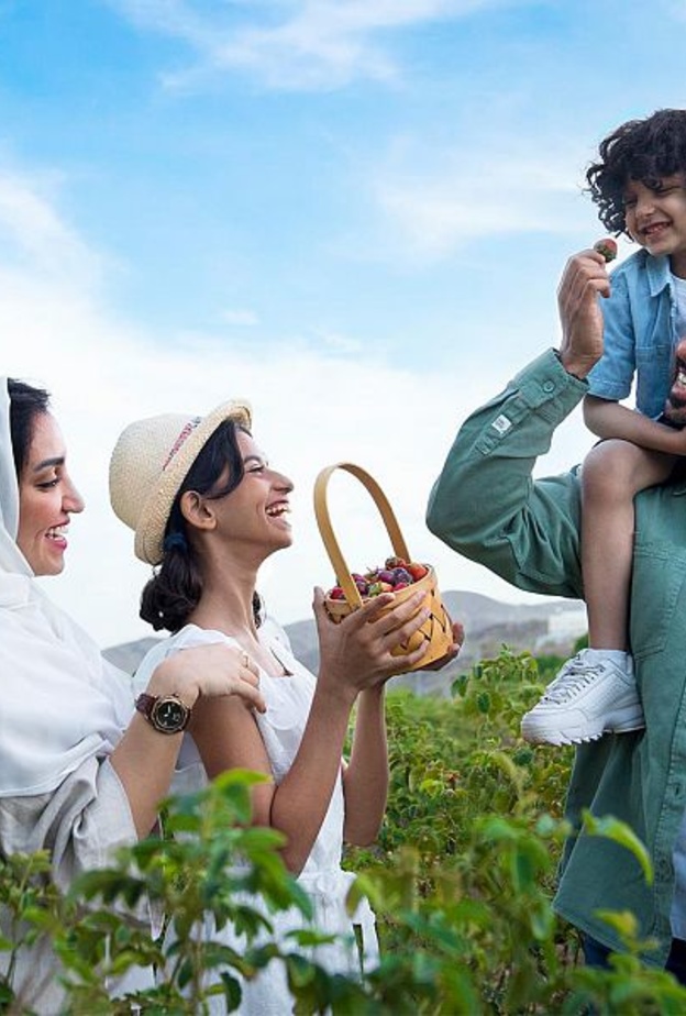 صيف السعودية.. فعاليات منوعة لعشاق الطبيعة في عسير والطائف وجدة