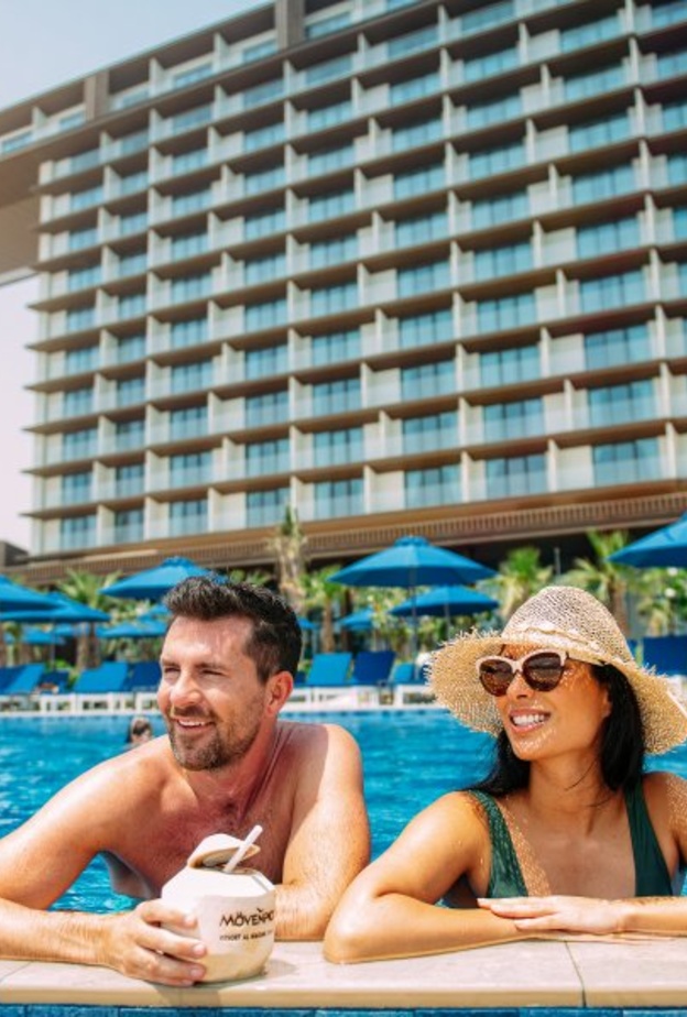 منتجع موڤنبيك جزيرة المرجان يفتح أبوابه ليقدم لزواره تجربة ضيافة مثالية