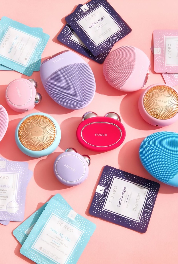 روتين ليلي للعناية بالبشرة مع نجوم FOREO المميزين Luna 3, BEAR, UFO 2