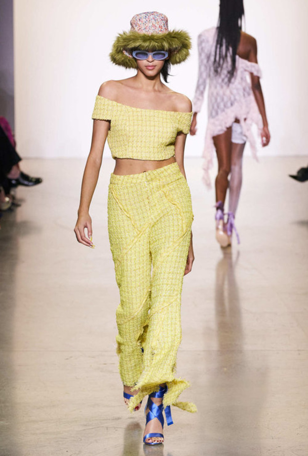 إطلالات كاجوال للصبايا بمربعات الكارو صيحة لا غنى عنها في خريف 2022