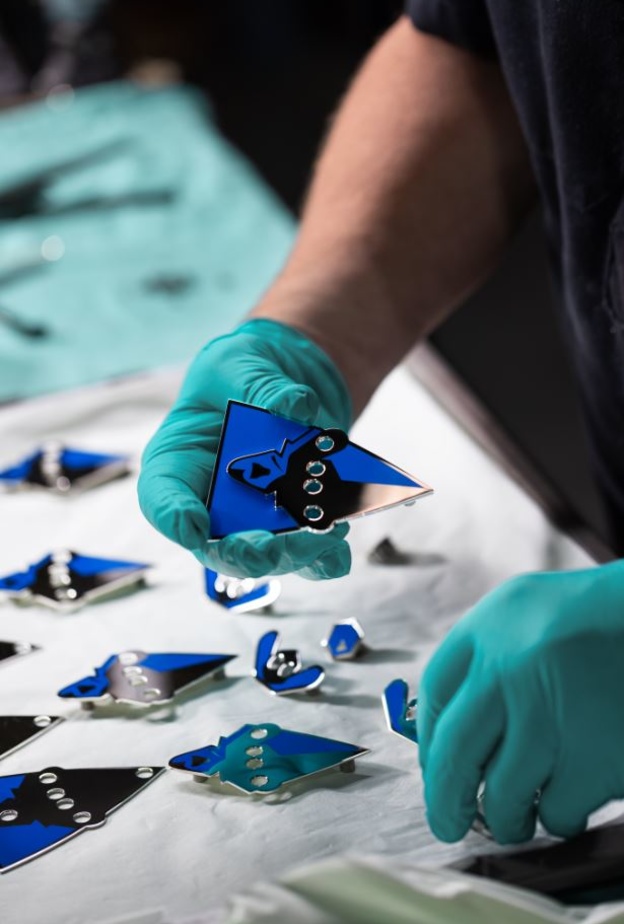 RIOT GAMES تتعاون مع TIFFANY & CO لتصميم كأس SUMMONER’S CUP في بطولة LEAGUE OF LEGENDS للرياضات الإلكترونية 