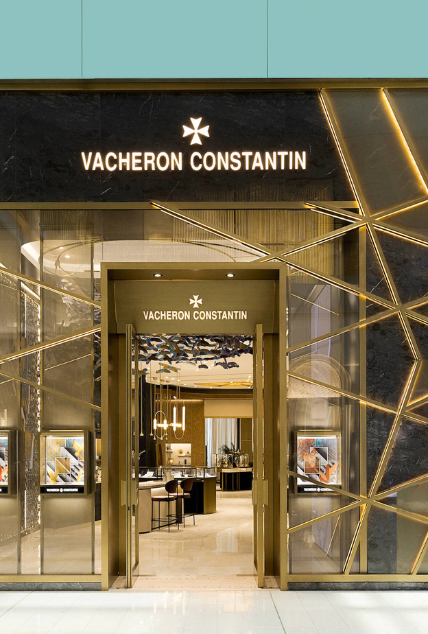 فاشرون كونستنتان تفتتح بوتيكا رئيسيا جديدا لها في دبي مول