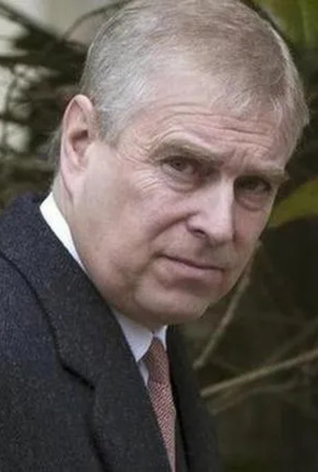 الأمير أندرو سيستمر في الاحتفاظ بحراسته الملكية