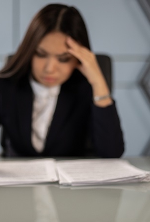 هذه الوظائف تُسبب الإنهاك الوظيفي.. هل مهنتكِ بينها؟