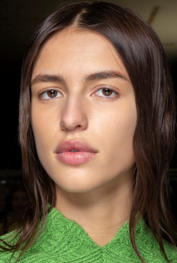 طرق مختلفة للتخلص من تجاعيد البشرة والحصول على وجه مشدود