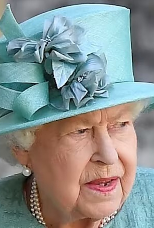 مخاوف حول الحالة الصحية للملكة بسبب إلغائها لعدة مراسم وفعاليات في بالمورال