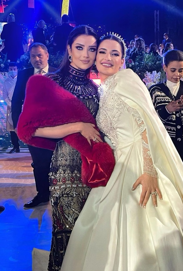 رضوى الشربيني وشام الذهبي 