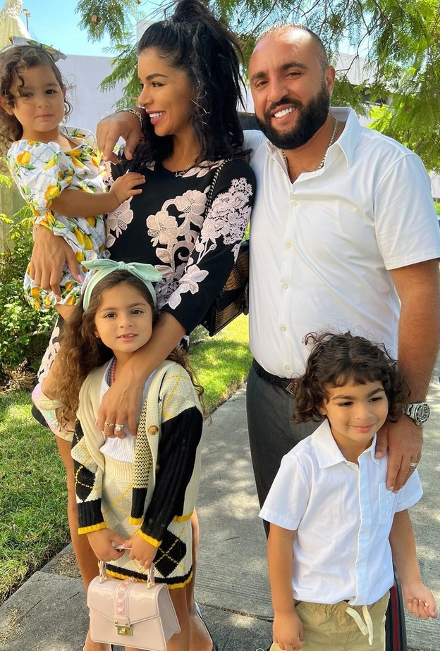 ريما فقيه واسرتها 