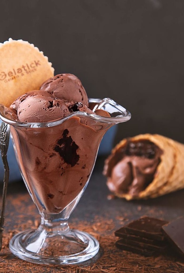 أفضل 5 أماكن لتناول الآيس كريم في الرياض.. تجربة منعشة بانتظاركم 