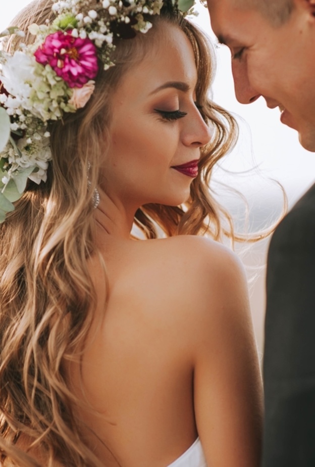 احرصي على العناية بصحة شعرك قبل الزفاف