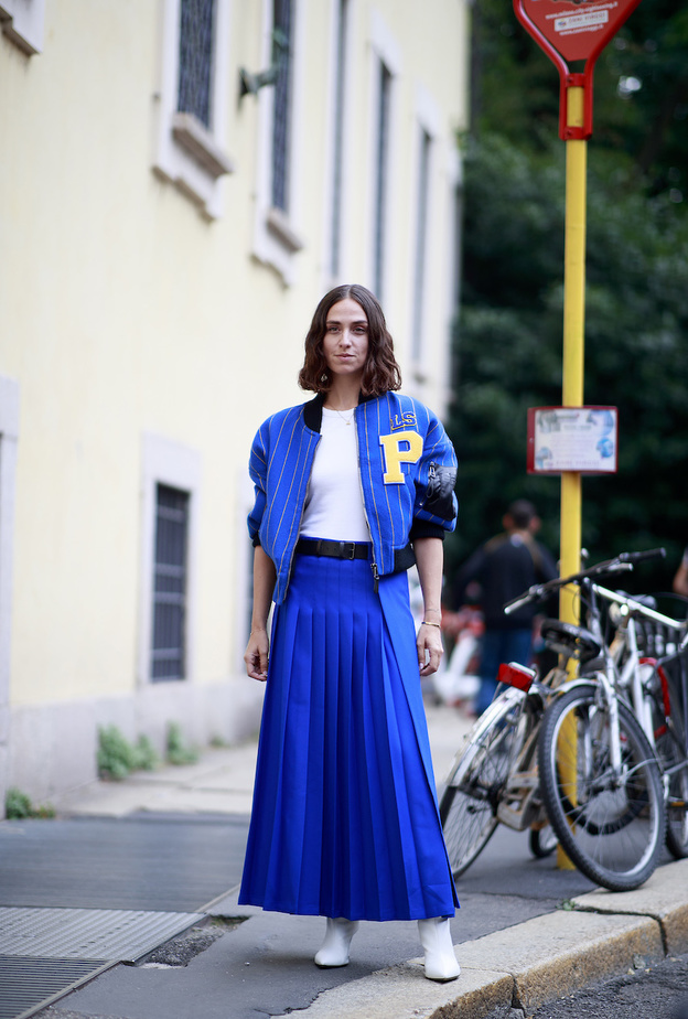 أجمل تنسيقات في التنانير الملونة لاطلالات خريفية غير اعتيادية