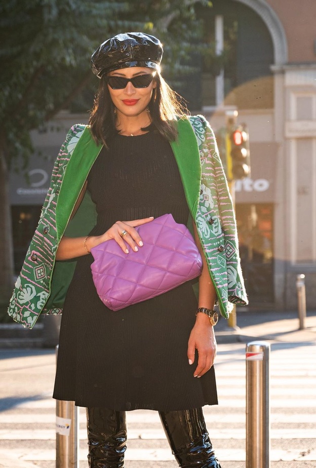 بالصور إطلالات مدونات الموضة وعارضات الأزياء استثنائية في شوارع ميلانو