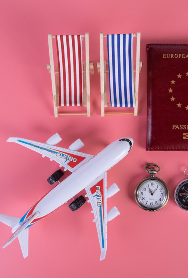 اكتشف كيف يمكنك حجز تذاكر الطيران الرخيصة بواسطة Jernej Furman