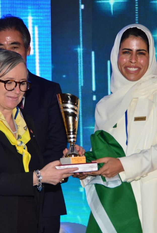 د. "حصة الهويش" تحقق برونزية بطولة كأس العالم للاختراعات والبحث العلمي 2022