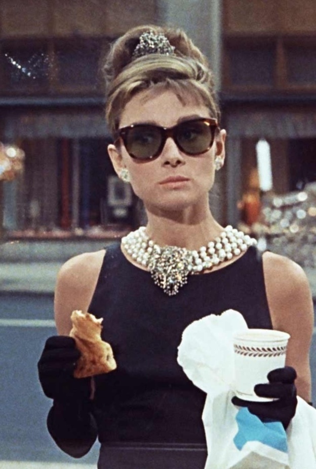 المشهد الأوّل من فيلم Breakfast at Tiffany's