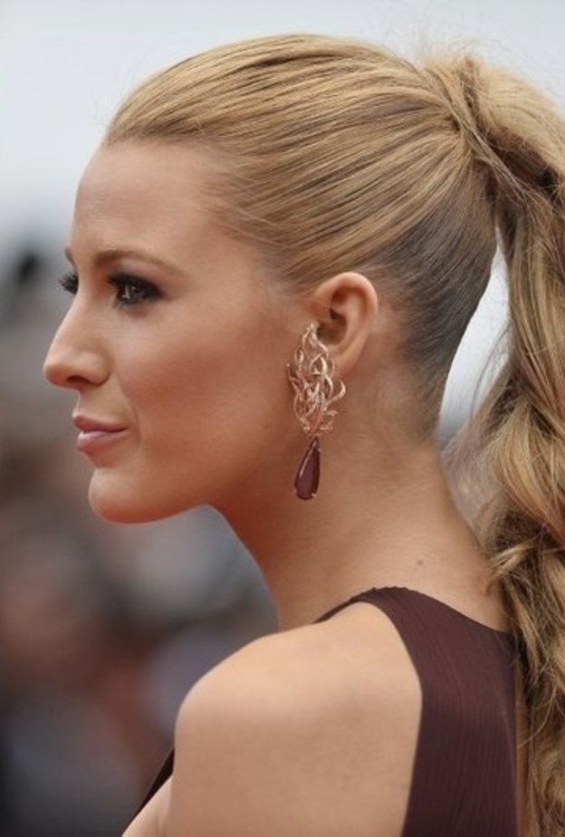 تسريحات شعر لا تبطل للمرأة الحامل طبّقيها بأسلوب بليك ليفلي