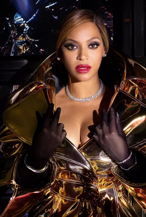 بيونسيه بقطع مجوهرات تيفاني اند كو