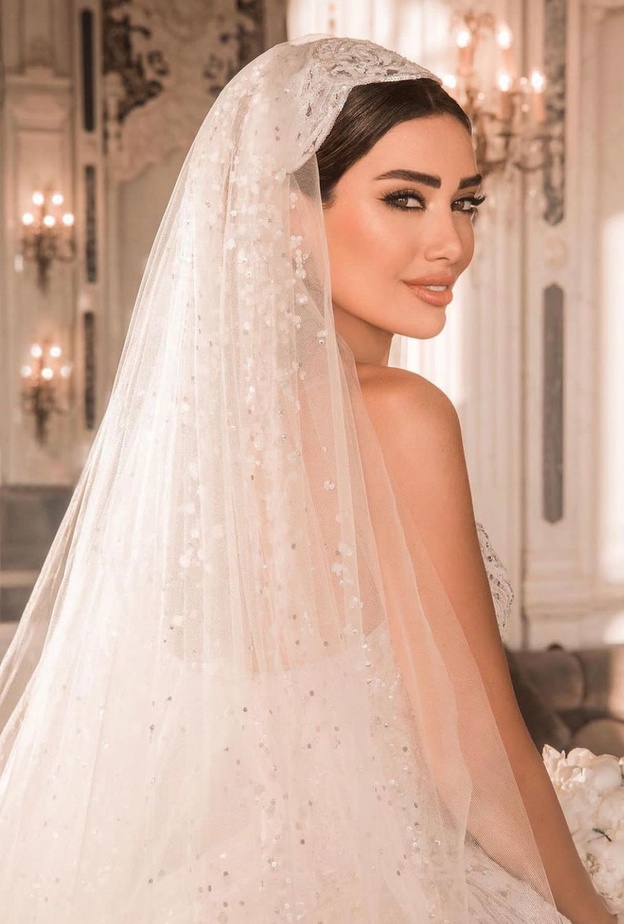 جيسيكا عازار عروس رومانسية بأنامل  بسام فتوح