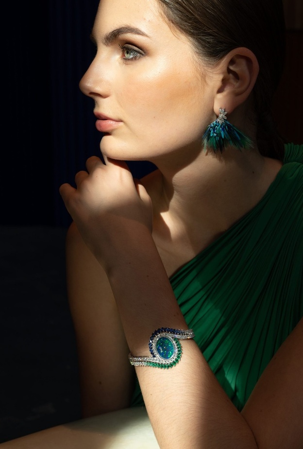 ساعة Extravagant Touch من بياجيه Piaget