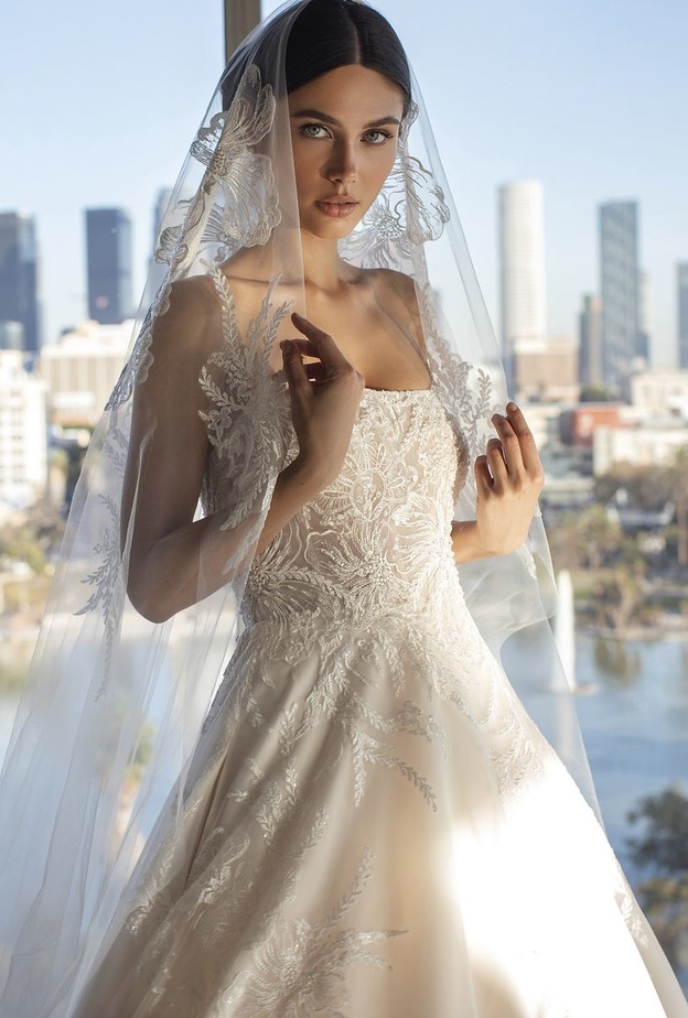 طرح عروس دانتيل ناعمة@pronovias