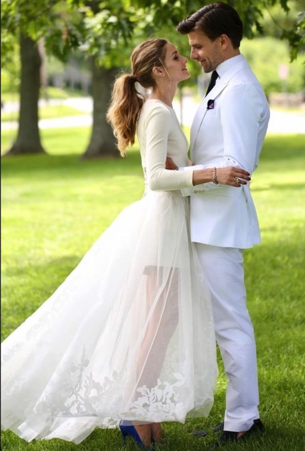 فستان زفاف مع ذيل@oliviapalmero