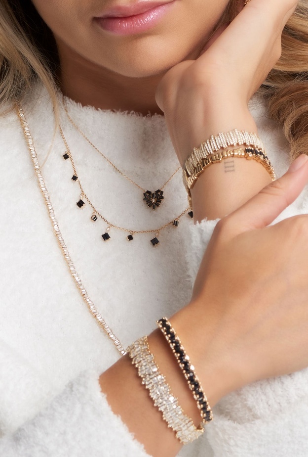 قلادة القلب Heart necklace من سوزان كالان Suzanne Kalan