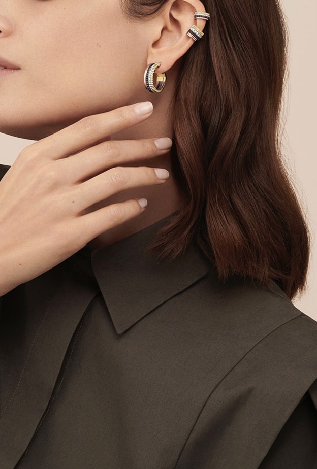 مجموعة Quatre من الأقراط مميزة بألولنها من Boucheron