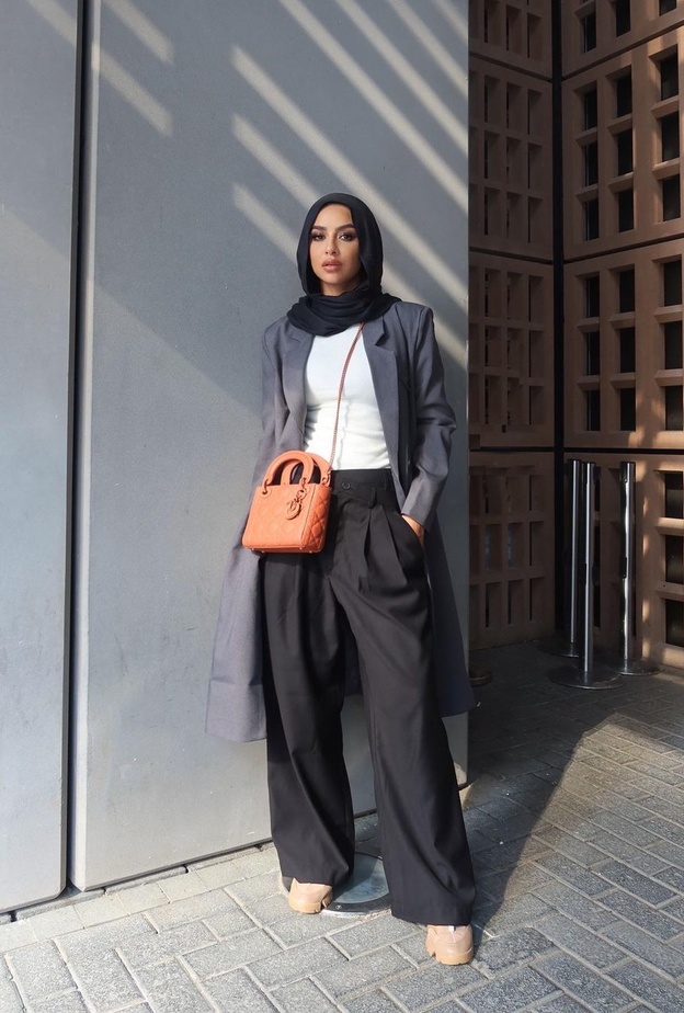 اطلالات خريفية عصرية للصبايا المحجبات مستوحاة من سهى