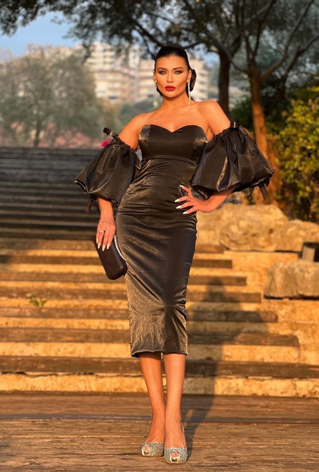 نادين الراسي تزوجت في سن صغيرة ثم تطلقت