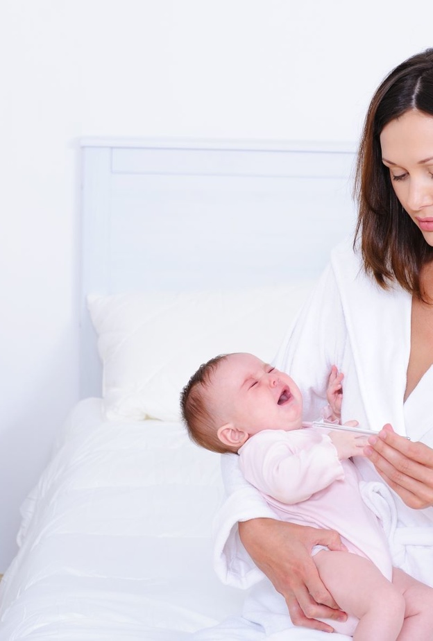 نصائح فعالة لتخفيف ألم التطعيم على طفلك الرضيع 