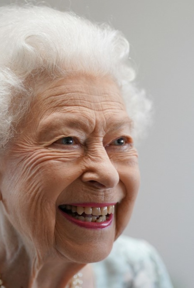 ملكة بريطانيا تستقبل رئيس الوزراء البريطاني الجديد في بالمورال