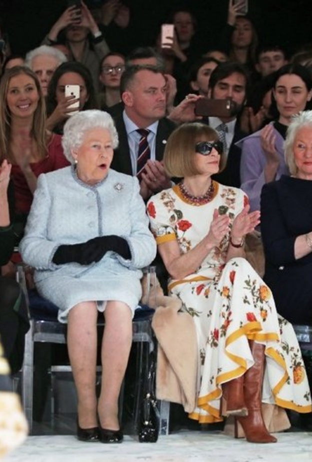 Burberry وRaf Simons يعلقان مشاركتهما في أسبوع الموضة القادم في لندن حداداً وإحتراماً 