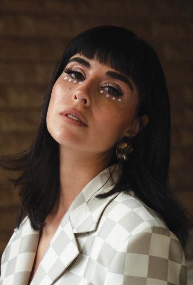 إطلالات جمالية لافتة لـ زينة مكي بطلة فيلم "الهيبة" ..إتبعي خطواتها