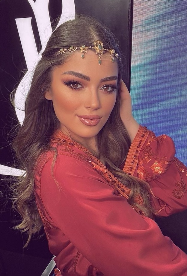 ليلى أحمد زاهر